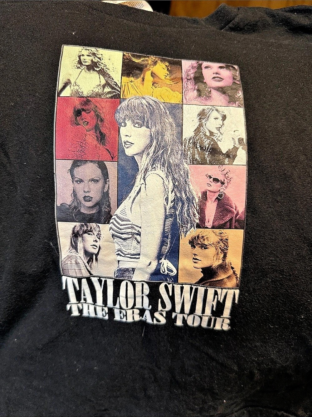 Taylor Swift The Eras Tour Photo T-Shirt Graphic Tee Black & Multicolor Medium